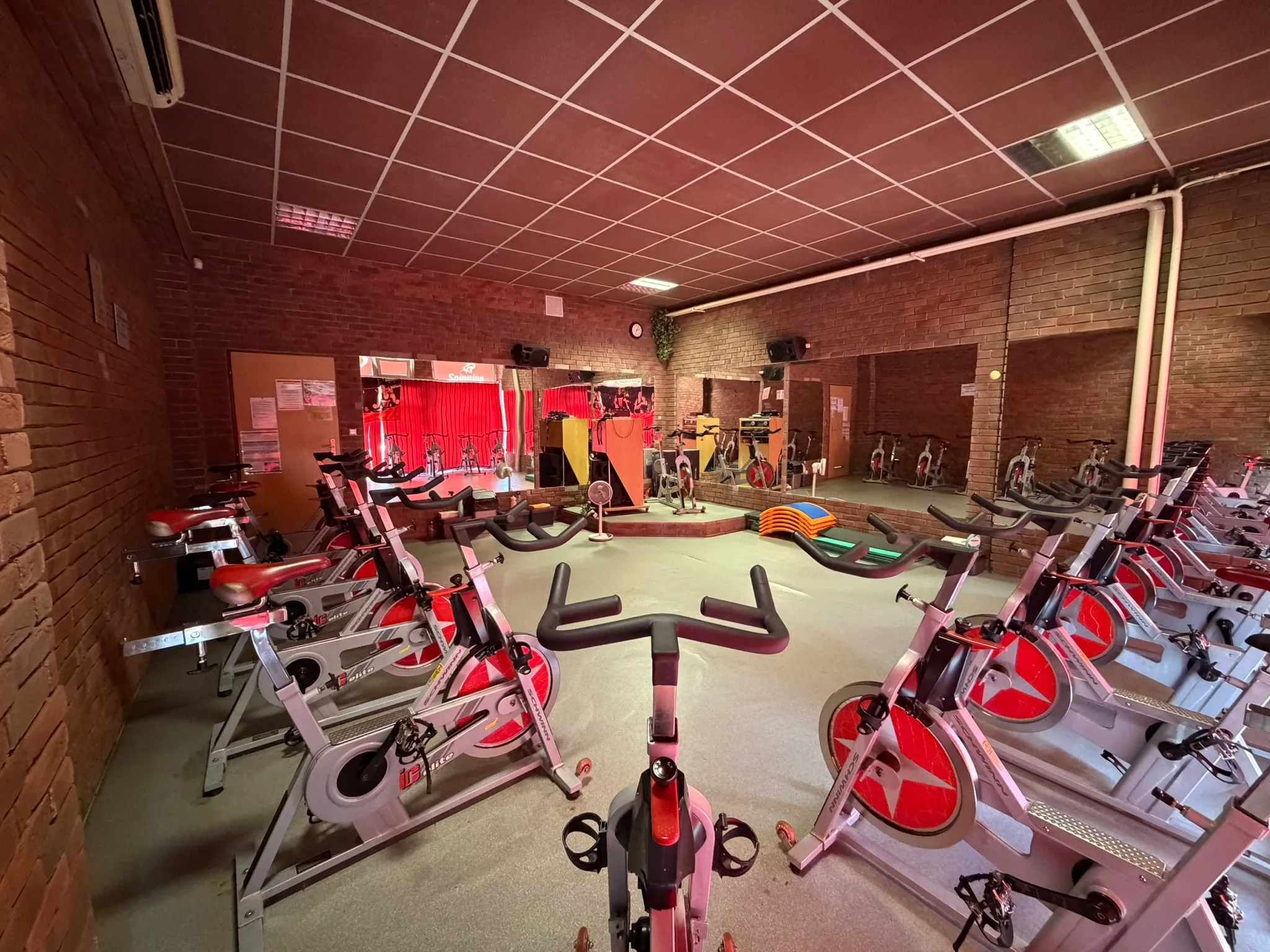 Spinning sál RPH Fitness – skupinové lekce
